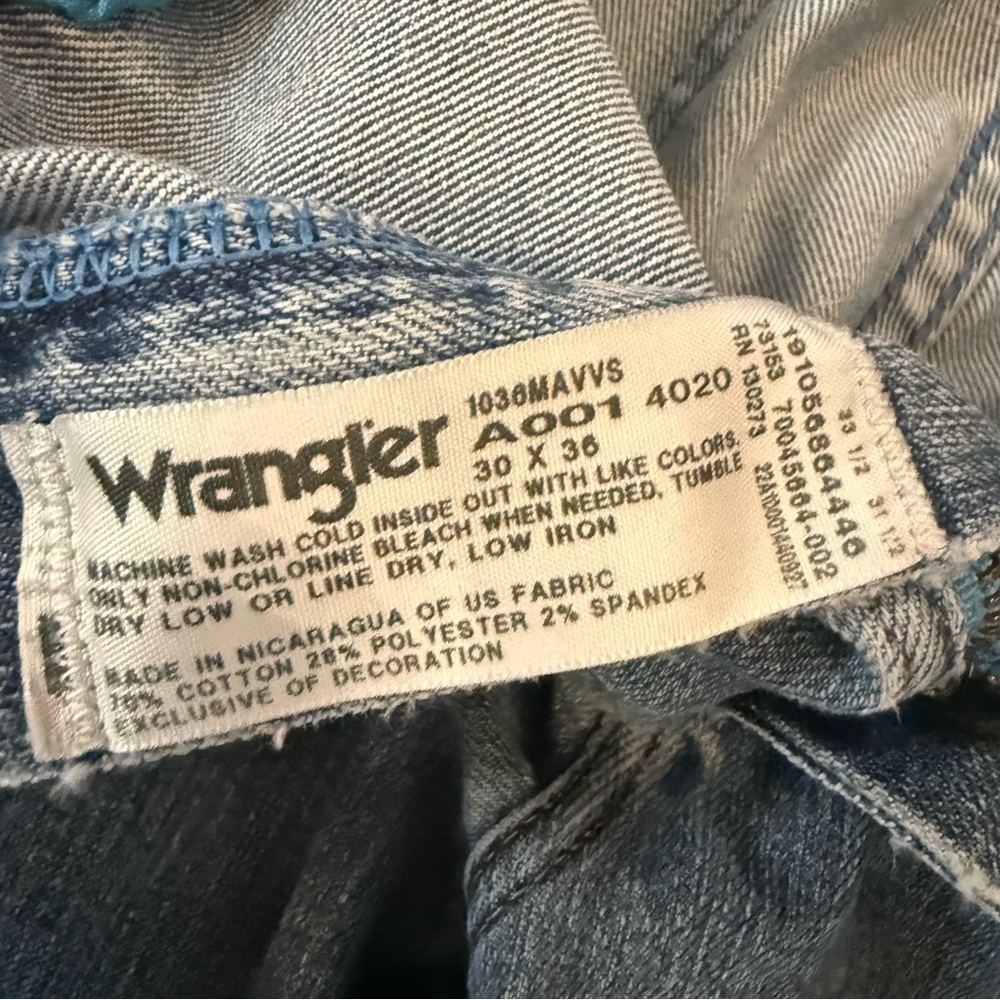WRANGLER Men’s Blue Cowboy Bootcut Jeans Size 30x36 - Picture 5 of 12